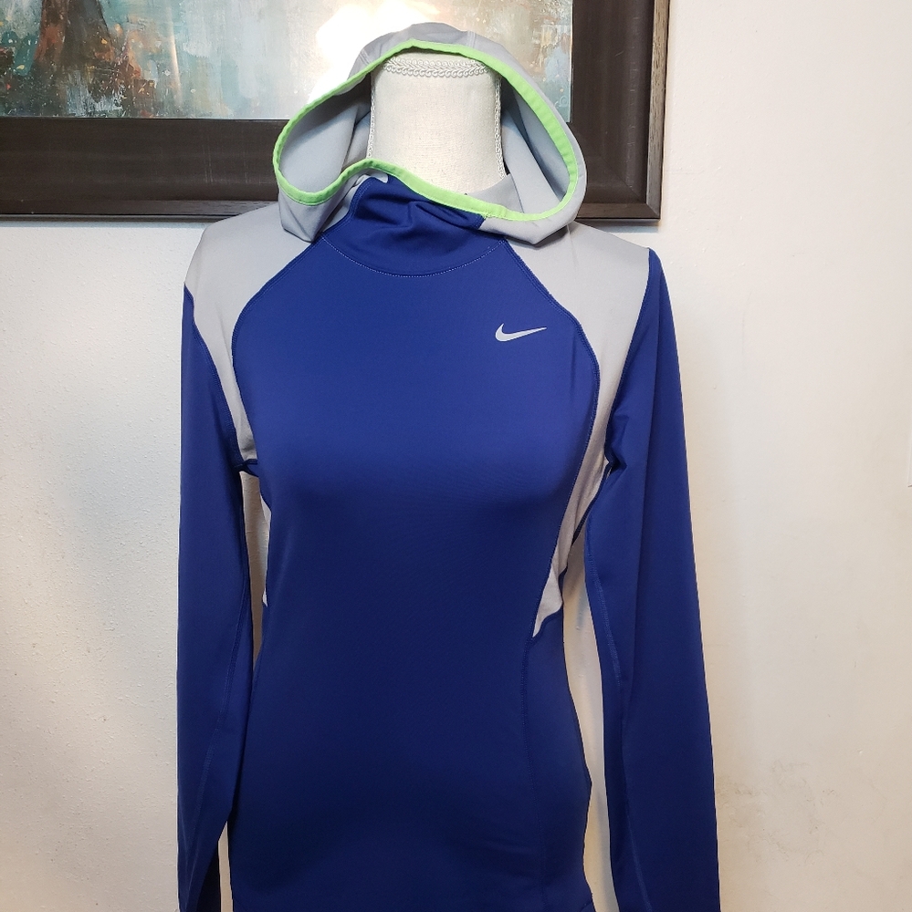 Nike Pullover Hoodie